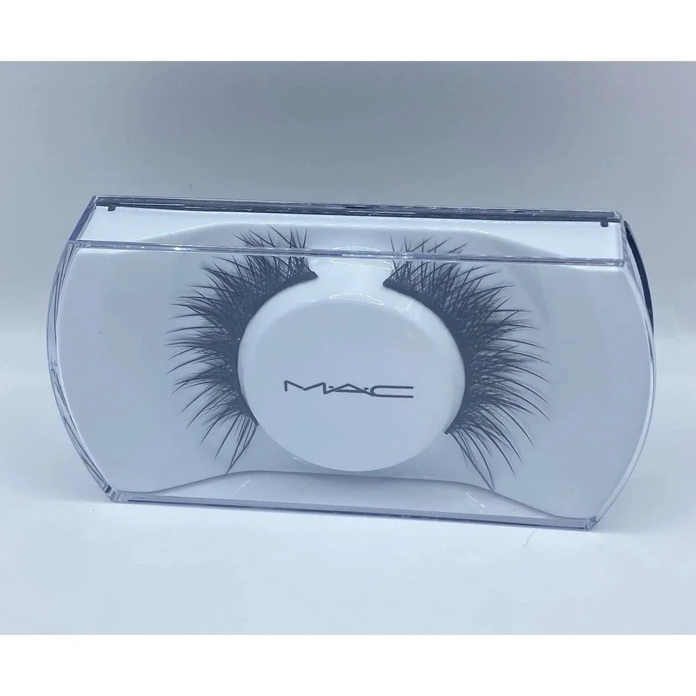 MAC COSMETICS #70 False Eyelashes New